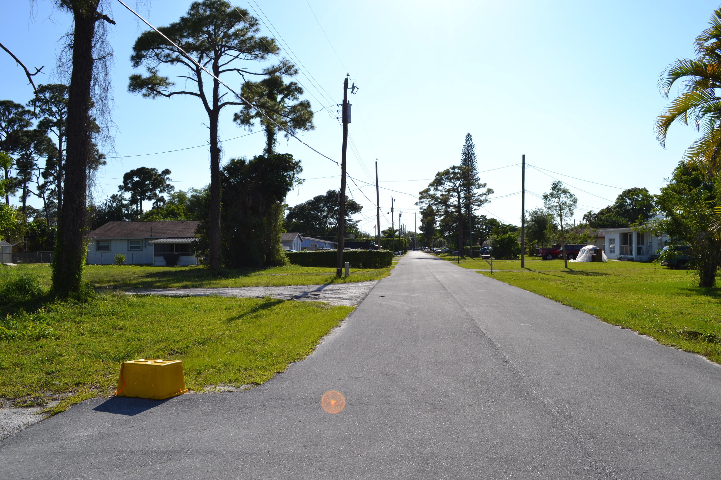 4303 Barbridge Road West Palm Beach, FL 33406 - Photo 5 of 26 DSC_0107