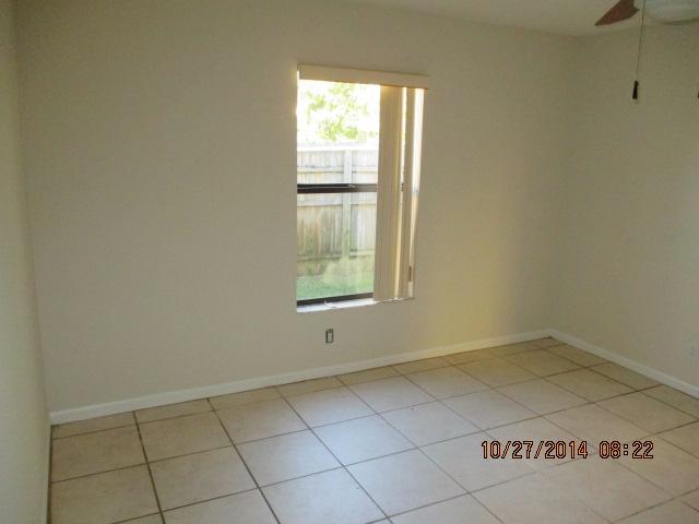 6225 Mullin Street Jupiter, FL 33458 - Photo 7 of 7 IMG_8434