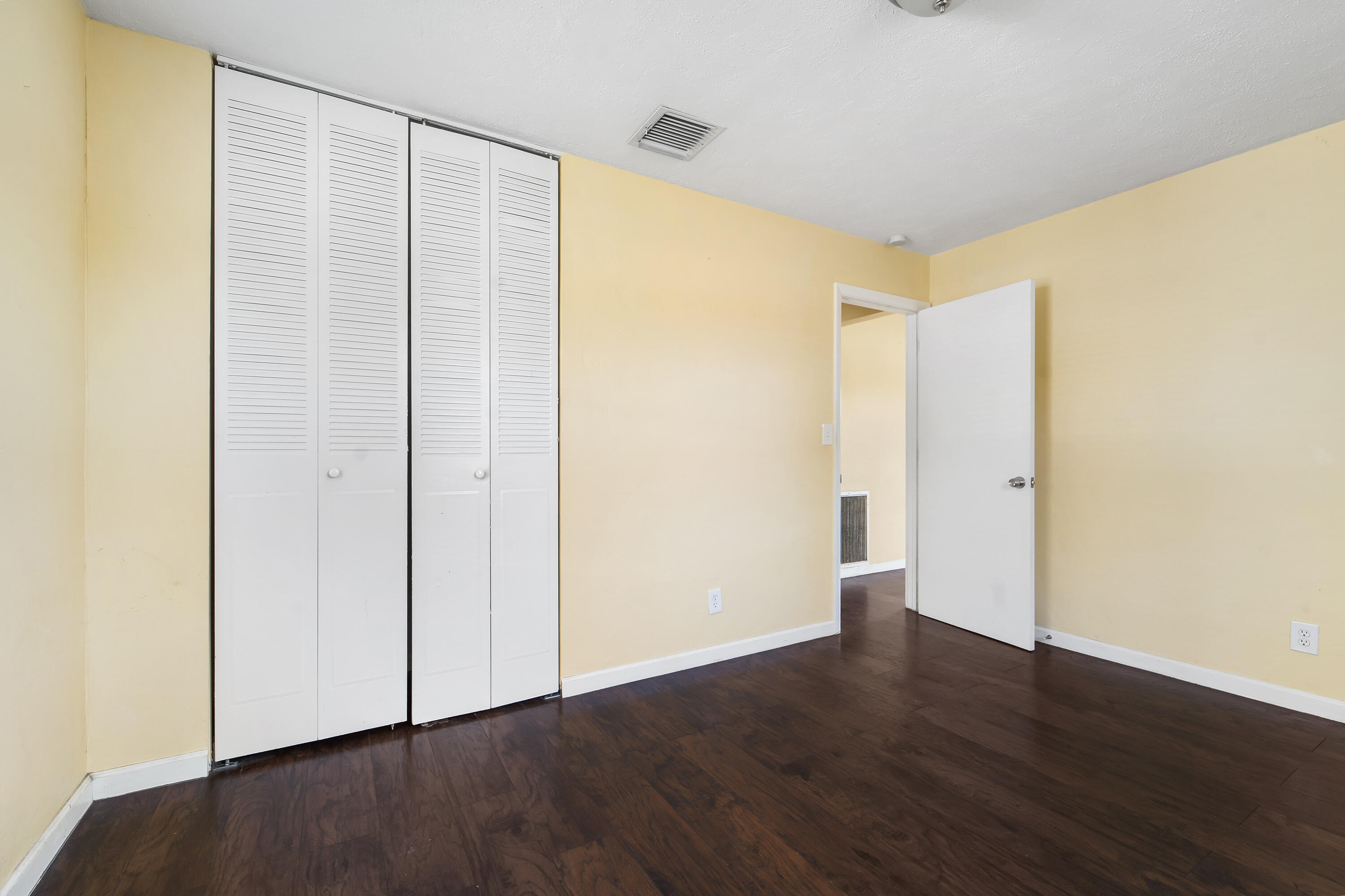 632 Beech Road West Palm Beach, FL 33409 - Photo 12 of 19 632 Beech Rd West Palm Beach 5-2