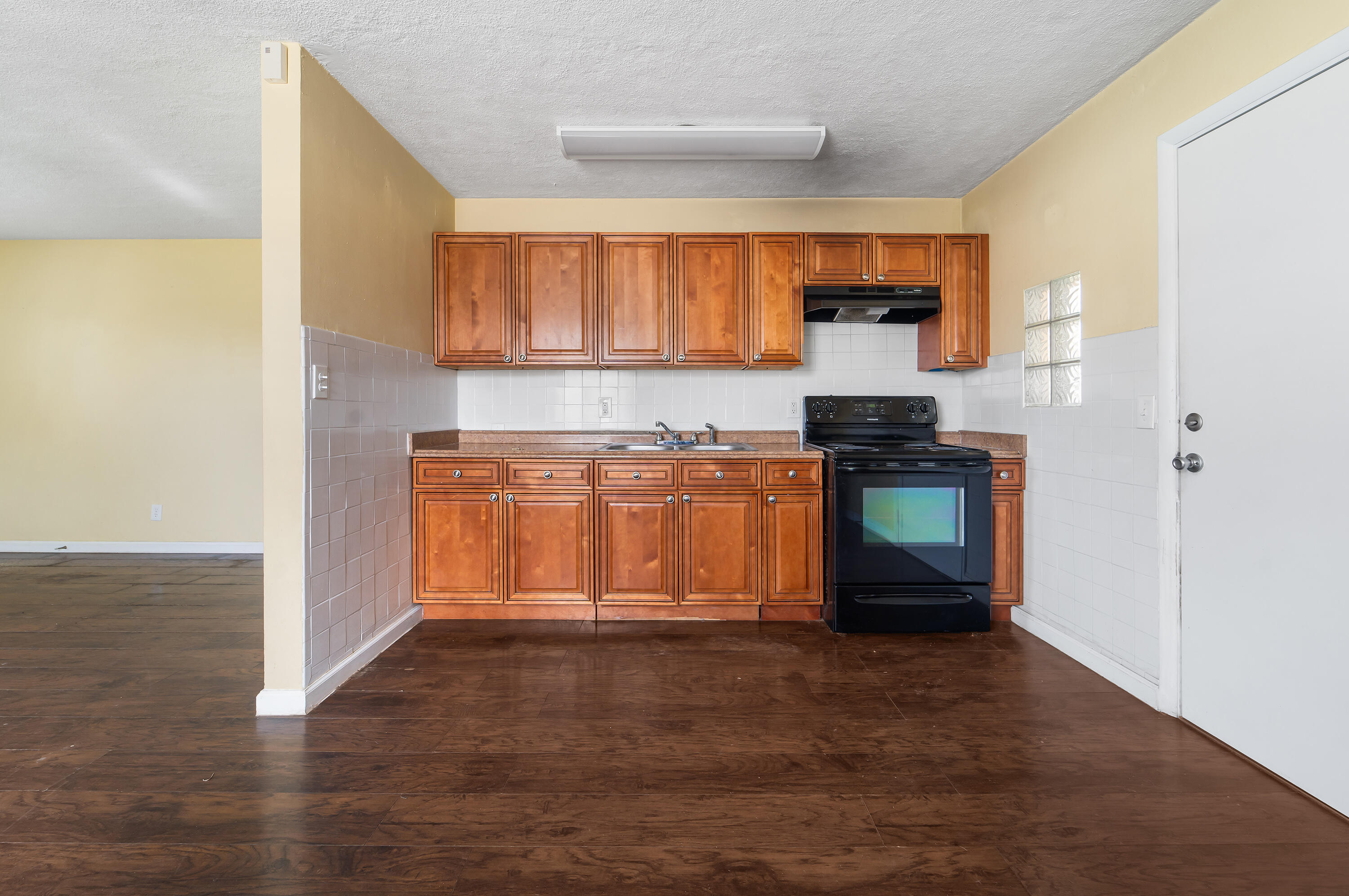 632 Beech Road West Palm Beach, FL 33409 - Photo 6 of 19 632 Beech Rd West Palm Beach 1-2