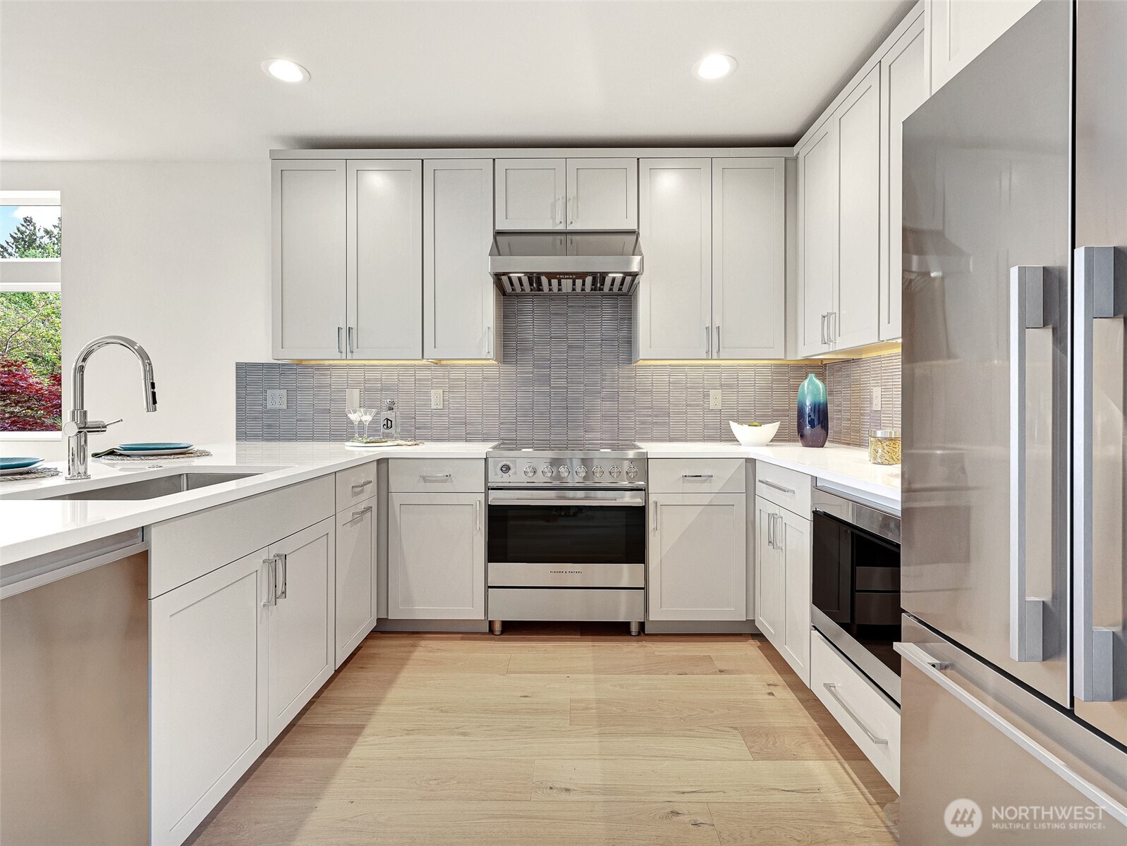 1411 North 48th Street Seattle, WA 98103 - Photo 14 of 39