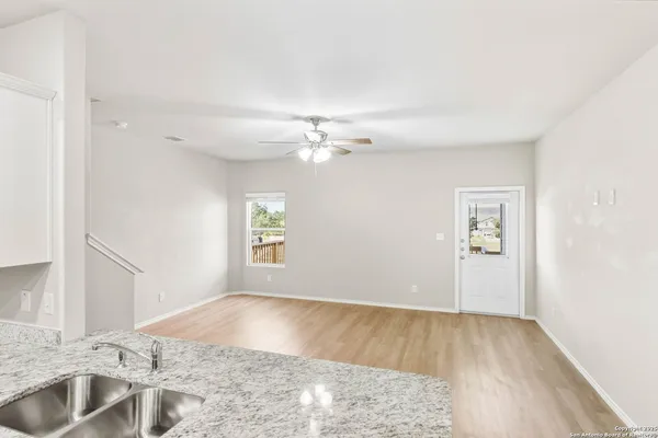 $1,450 | 266 Stefan Estate, San Antonio, TX 78253