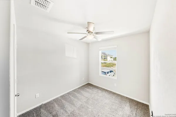 $1,450 | 266 Stefan Estate, San Antonio, TX 78253