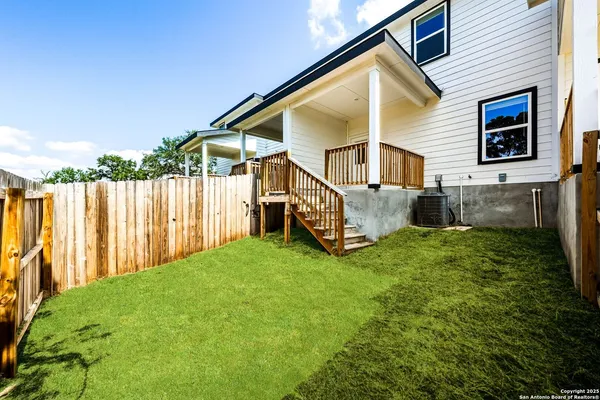 $1,450 | 266 Stefan Estate, San Antonio, TX 78253