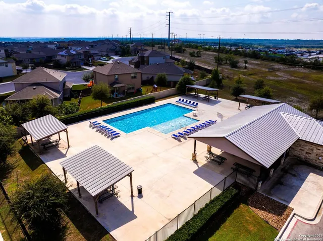 $1,550 | 266 Stefan Estate, San Antonio, TX 78253