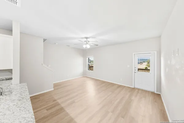 $1,450 | 266 Stefan Estate, San Antonio, TX 78253