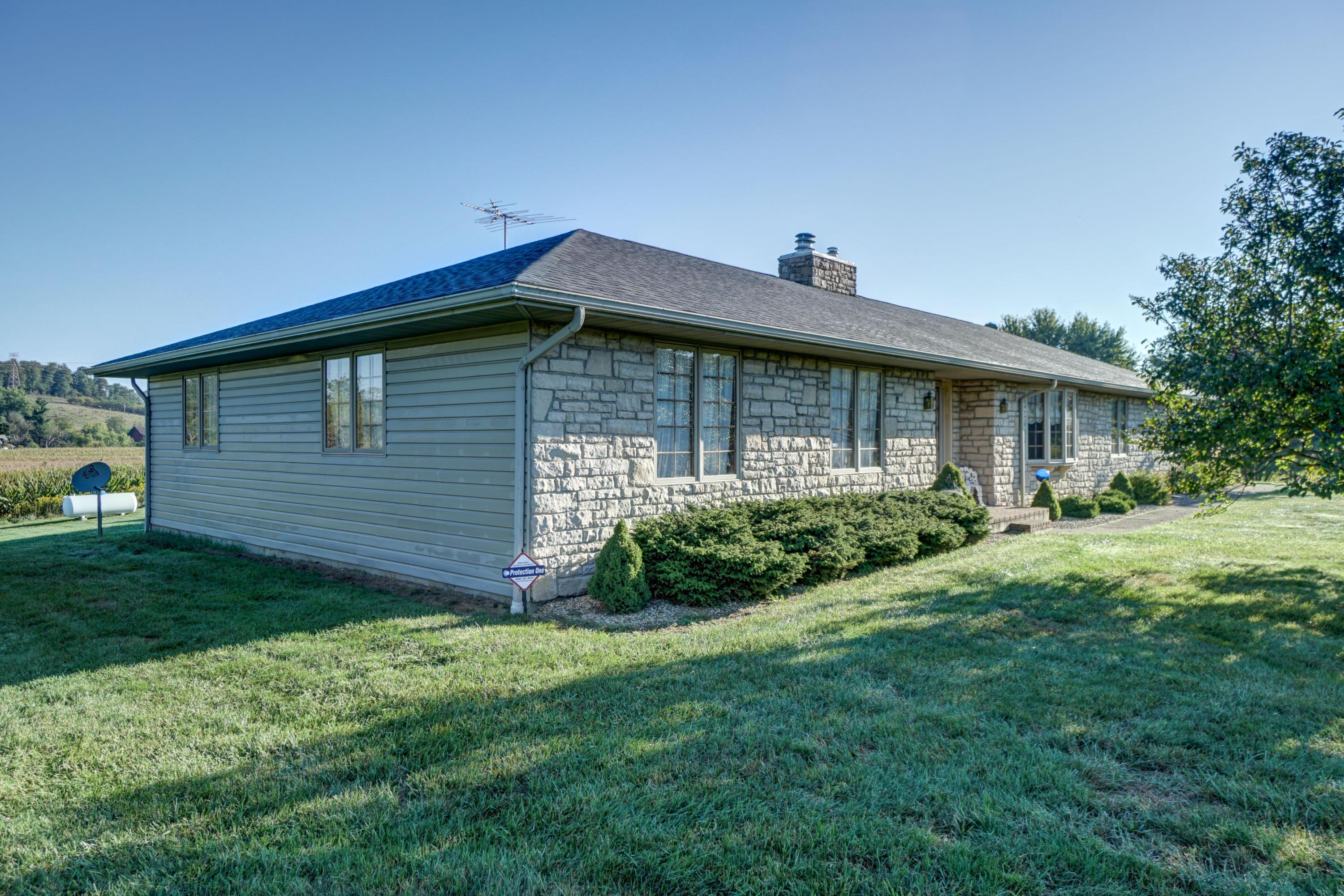 10129 Flint Ridge Road Southeast Heath, OH 43056 - Photo 4 of 51 Gallery Image 4