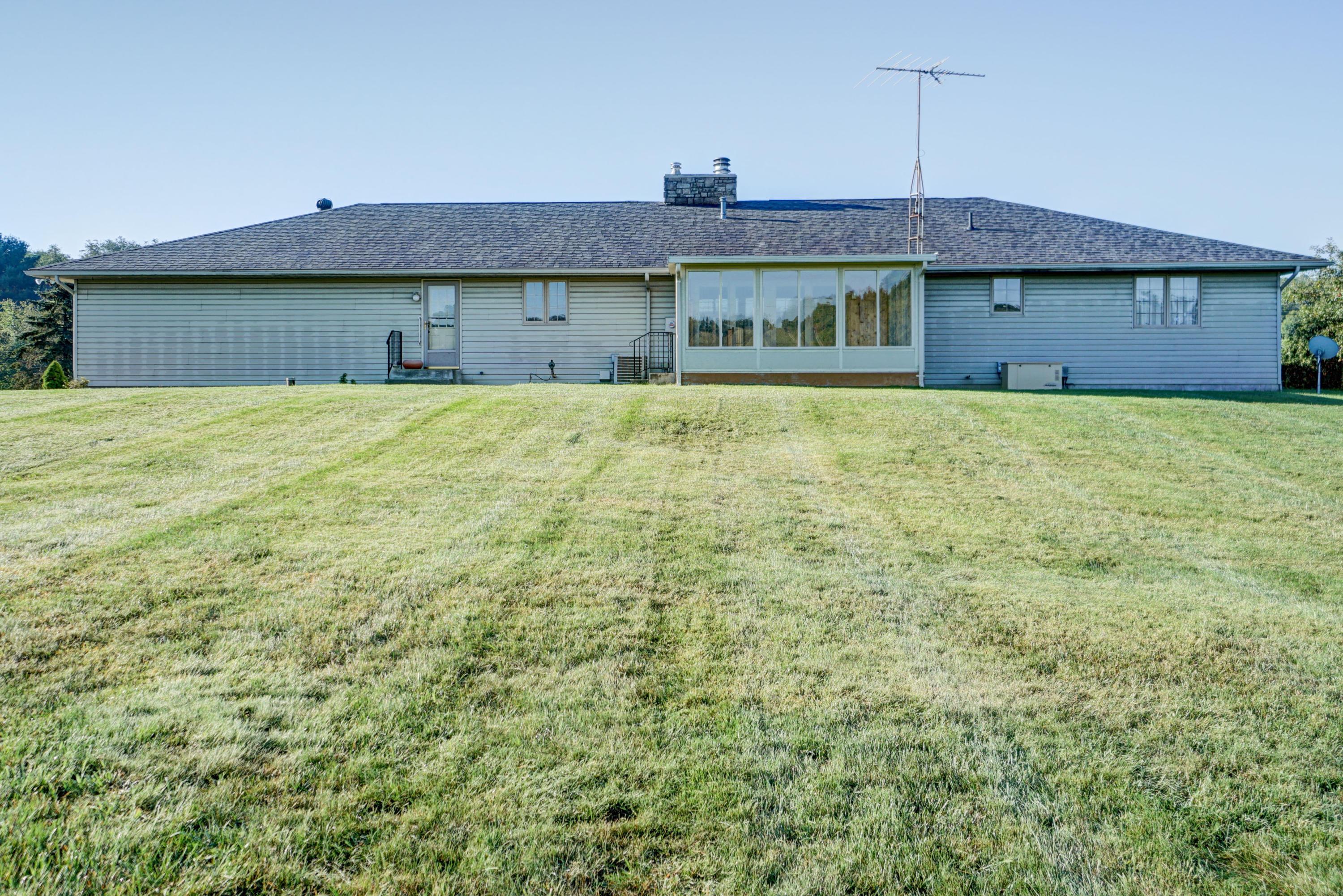 10129 Flint Ridge Road Southeast Heath, OH 43056 - Photo 9 of 51 Gallery Image 9