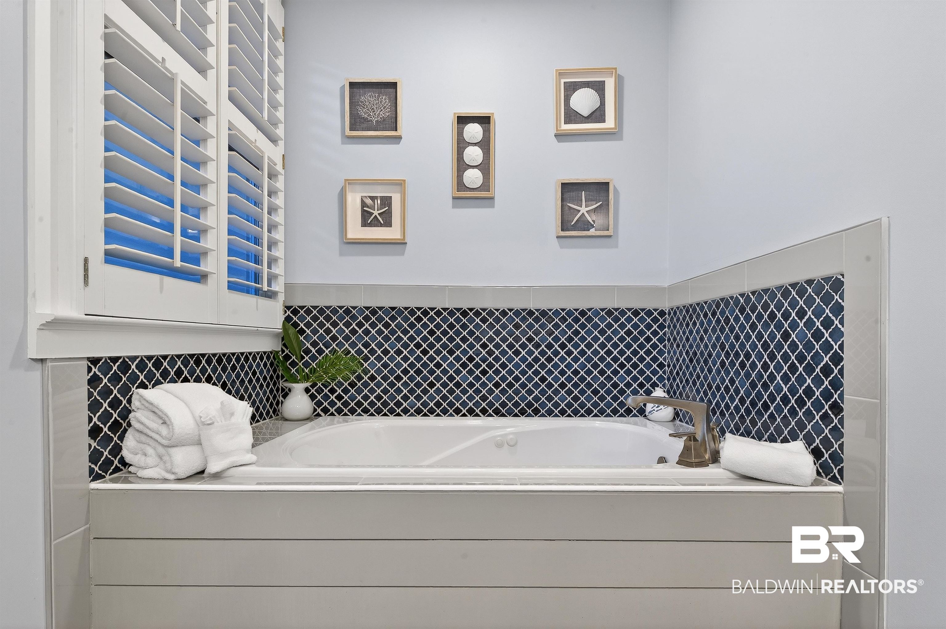 815 Plantation Road, Unit 604 Gulf Shores, AL 36542 - Photo 59 of 86 Ensuite Bath - King Bedroom 2