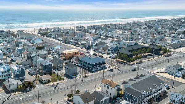 $3,000 | 65 Grand Central Avenue, Unit 1, Lavallette, NJ 08735