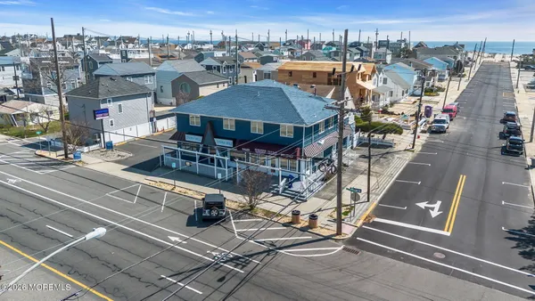 $3,000 | 65 Grand Central Avenue, Unit 1, Lavallette, NJ 08735