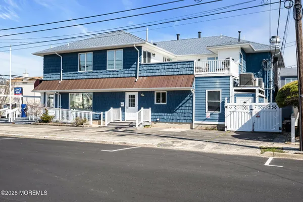 $3,000 | 65 Grand Central Avenue, Unit 1, Lavallette, NJ 08735