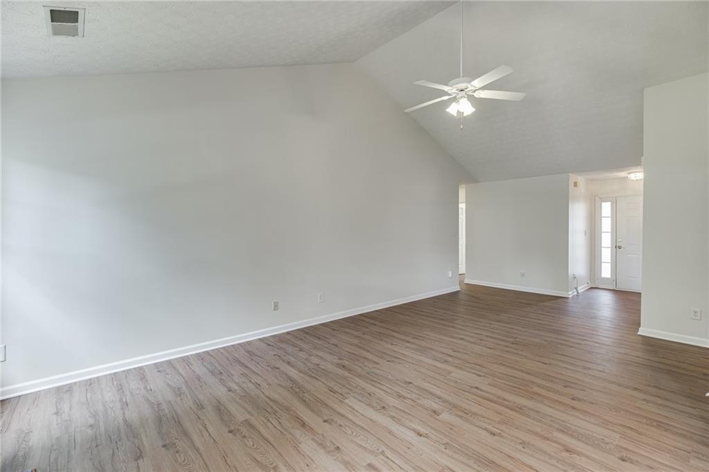 3335 Rivers End Place Buford, GA 30519 - Photo 6 of 42