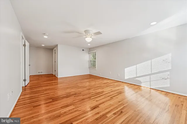 $1,068,000 | 8701 Sleepy Hollow Lane, Potomac, MD 20854