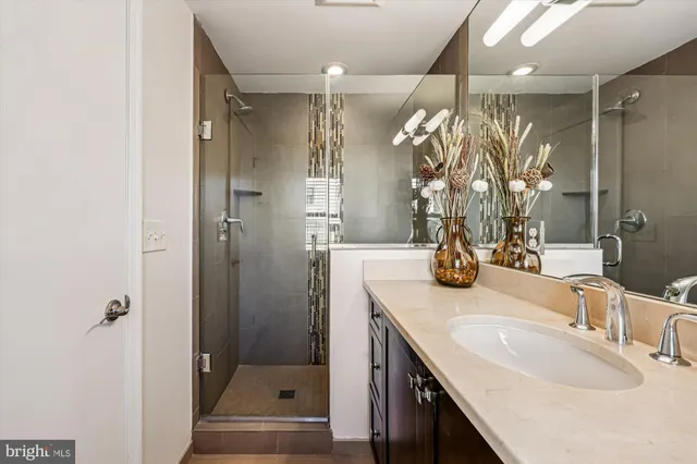 $1,068,000 | 8701 Sleepy Hollow Lane, Potomac, MD 20854