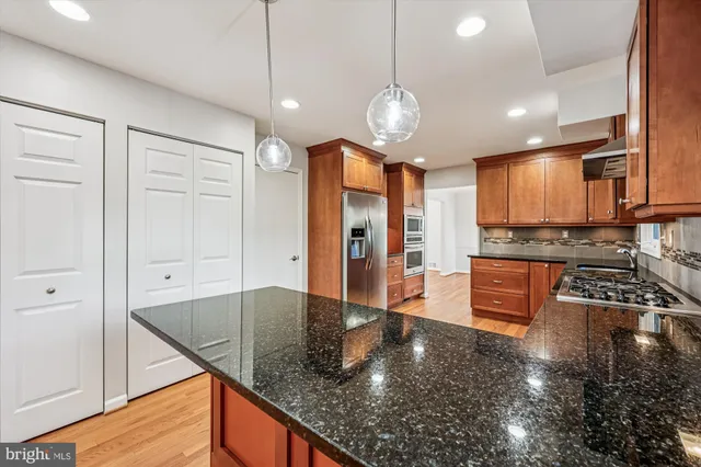 $1,068,000 | 8701 Sleepy Hollow Lane, Potomac, MD 20854