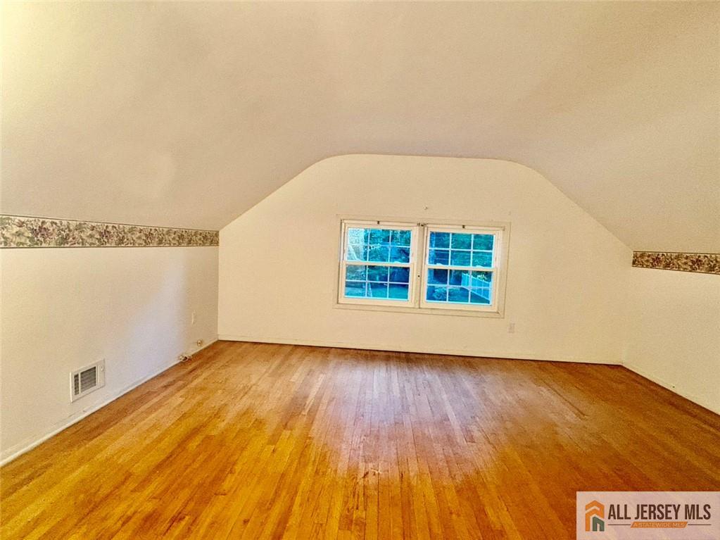 3 Westover Way Edison, NJ 08820 - Photo 20 of 31
