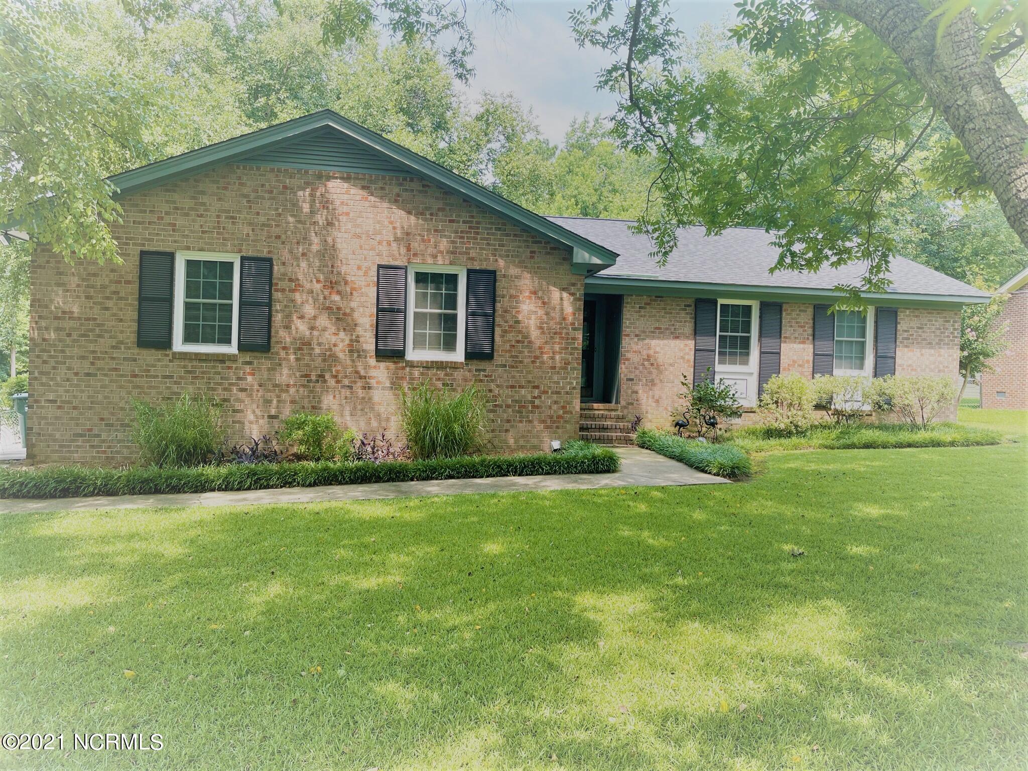 2525 Buckingham Road Northwest Wilson, NC 27896 - Photo 3 of 21 IMG_0322
