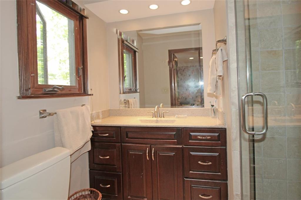 6040 Brokenhurst Road Indianapolis, IN 46220 - Photo 18 of 31