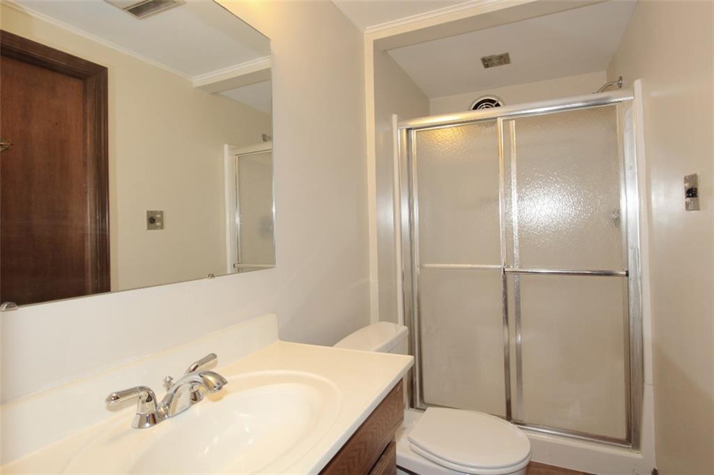 6040 Brokenhurst Road Indianapolis, IN 46220 - Photo 27 of 31