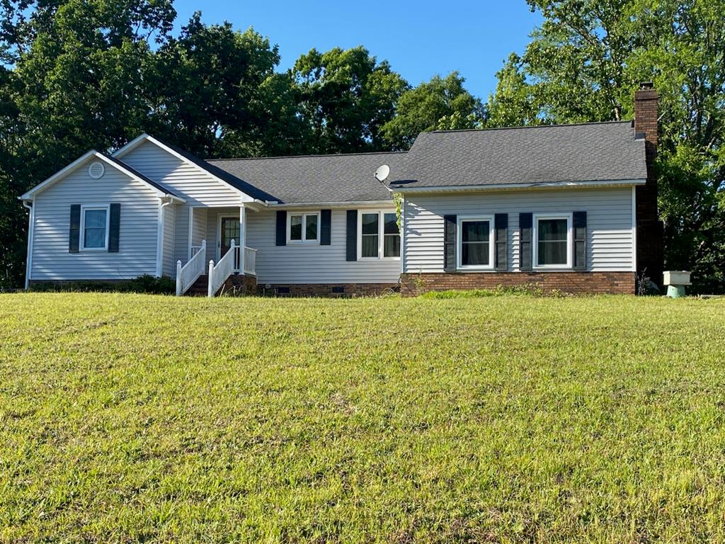 229 Camp Branch Run Road Hodges, SC 29653 - Photo 1 of 23
