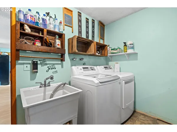 $540,000 | 1950 Bridge Street, Vernonia, OR 97064