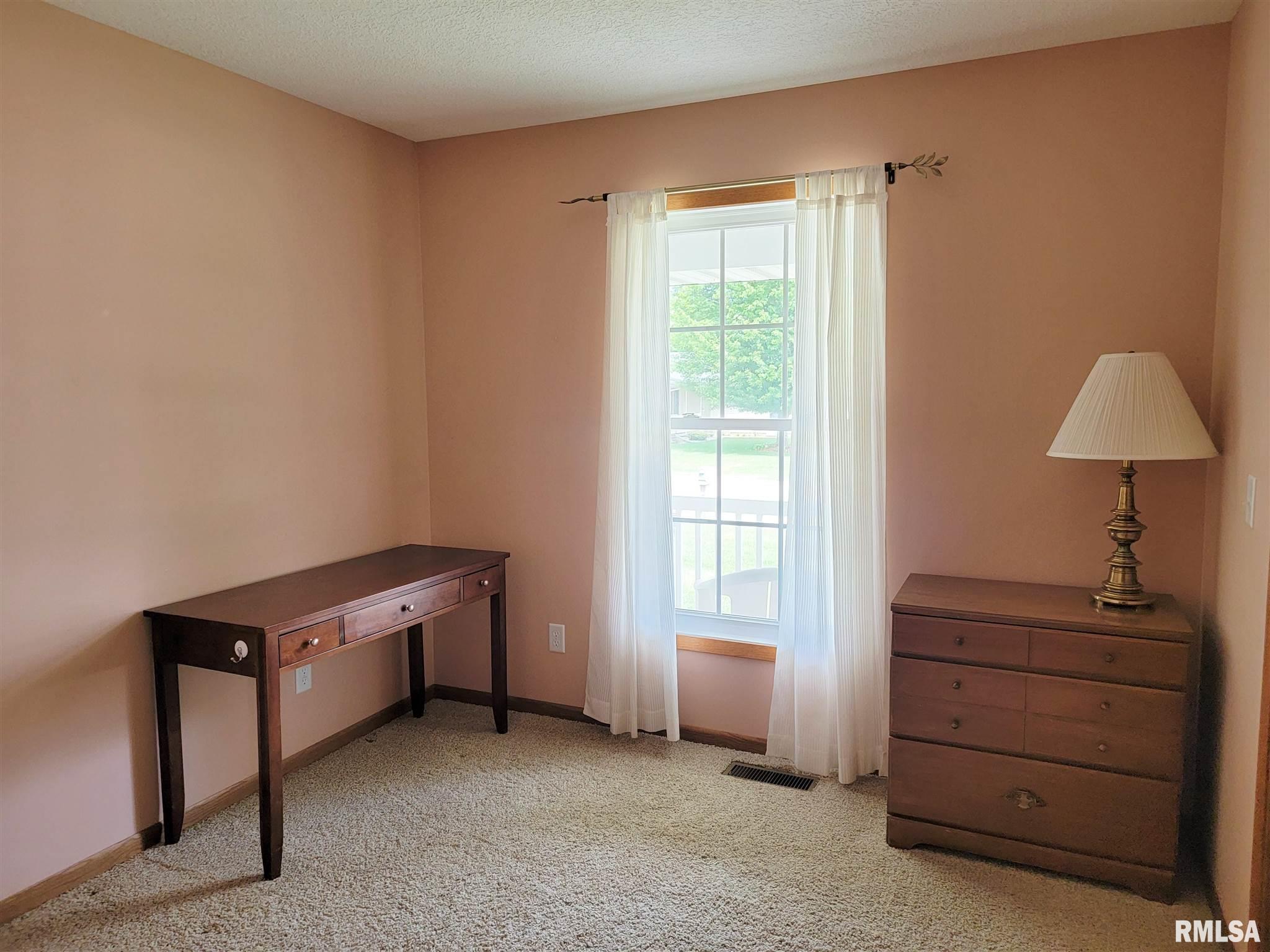505 Hamilton Street Atkinson, IL 61235 - Photo 13 of 25 Gallery Image 13