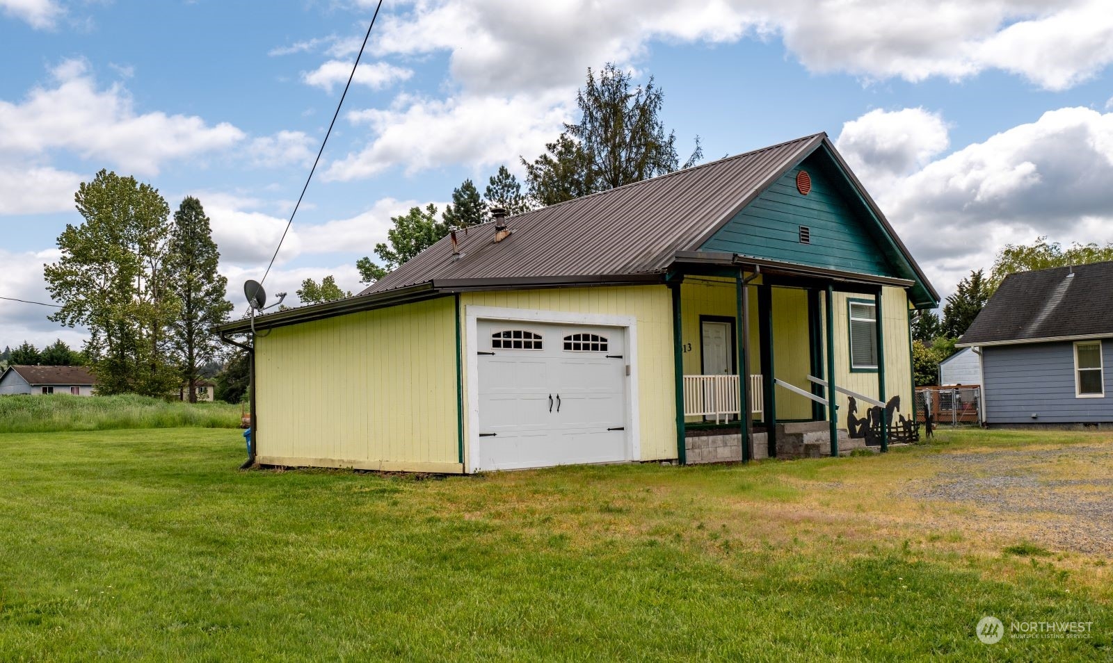 913 Southwest 20th Street Chehalis, WA 98532 - Photo 2 of 12 Gallery Image 2