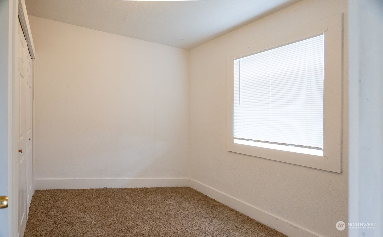913 Southwest 20th Street Chehalis, WA 98532 - Photo 7 of 12 Gallery Image 7
