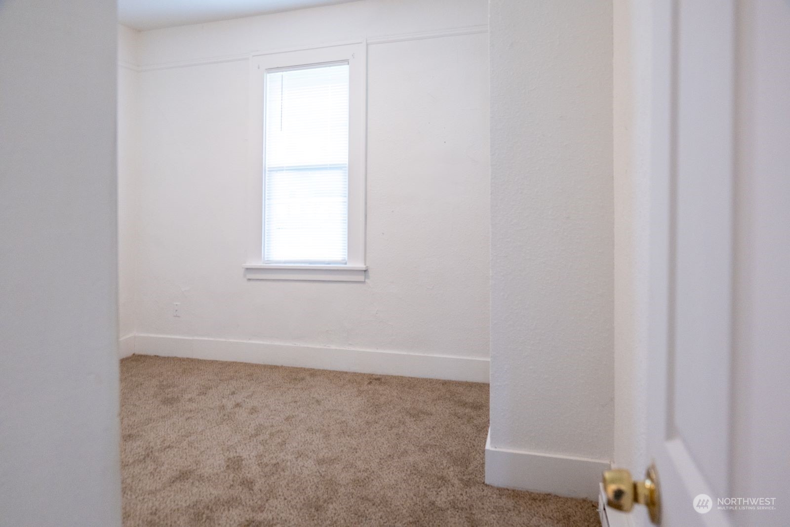 913 Southwest 20th Street Chehalis, WA 98532 - Photo 8 of 12 Gallery Image 8
