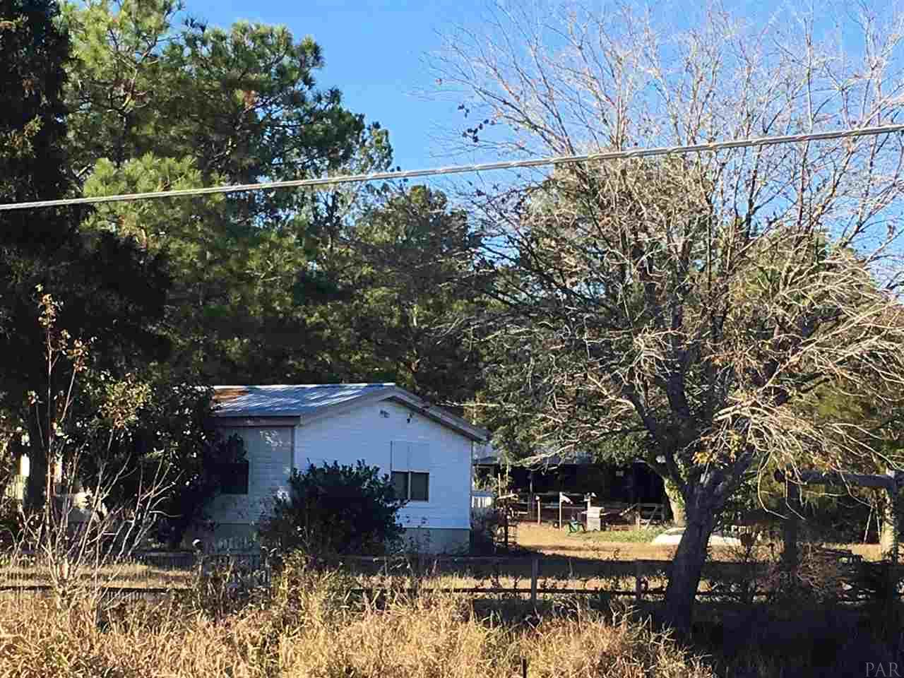 9656 Nichols Lake Road Milton, FL 32583 - Photo 4 of 11 Gallery Image 4