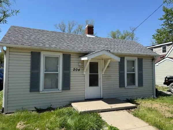 $117,900 | 204 North 10th Street, Savannah, MO 64485