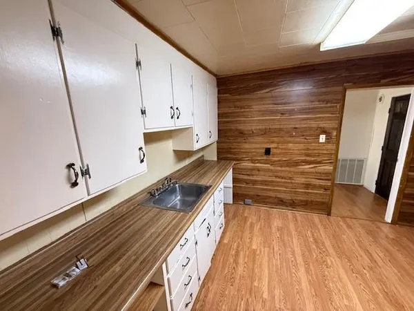 $117,900 | 204 North 10th Street, Savannah, MO 64485