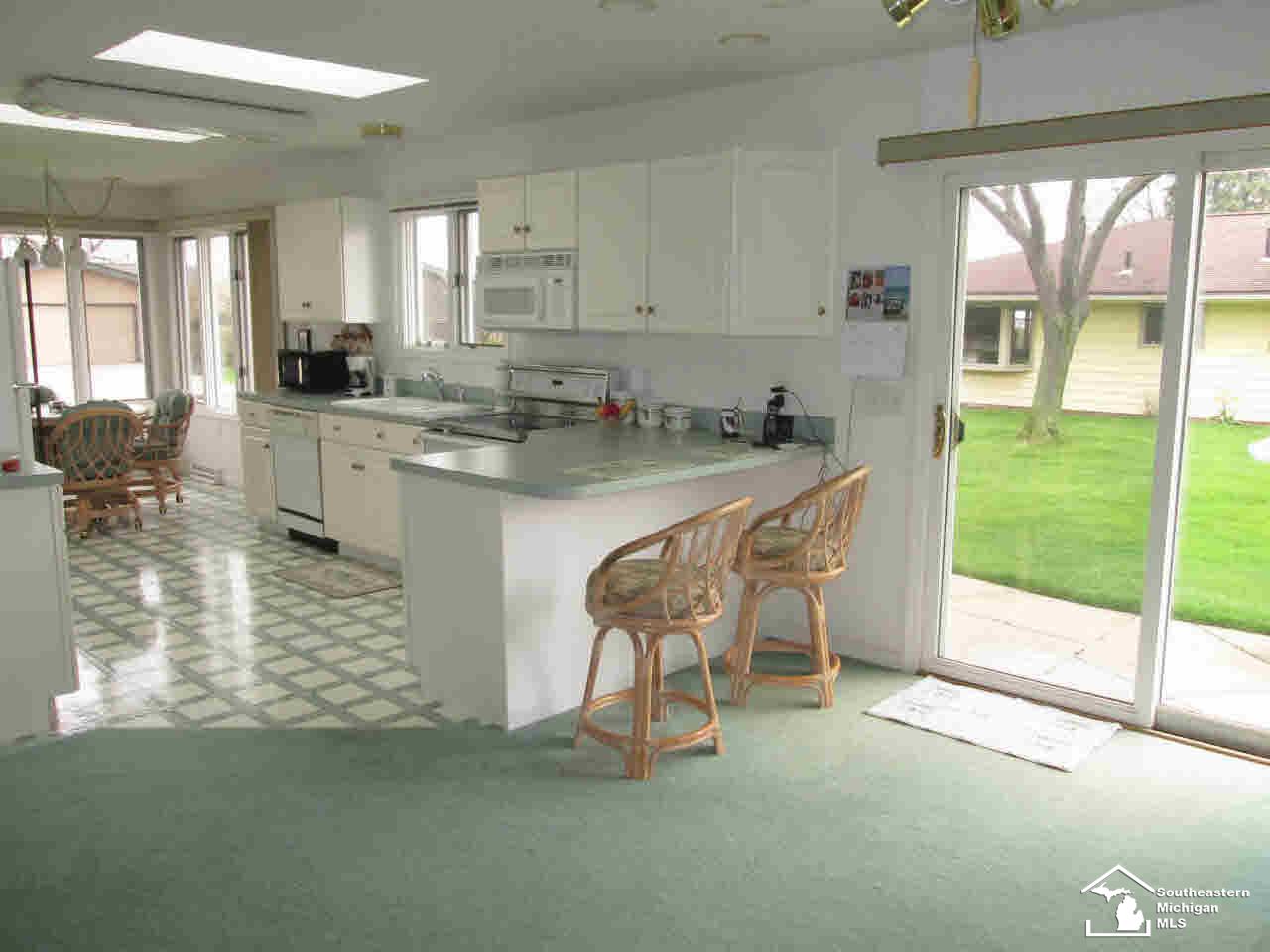 3702 Bay Road Toledo, MI 43611 - Photo 11 of 25 Gallery Image 11