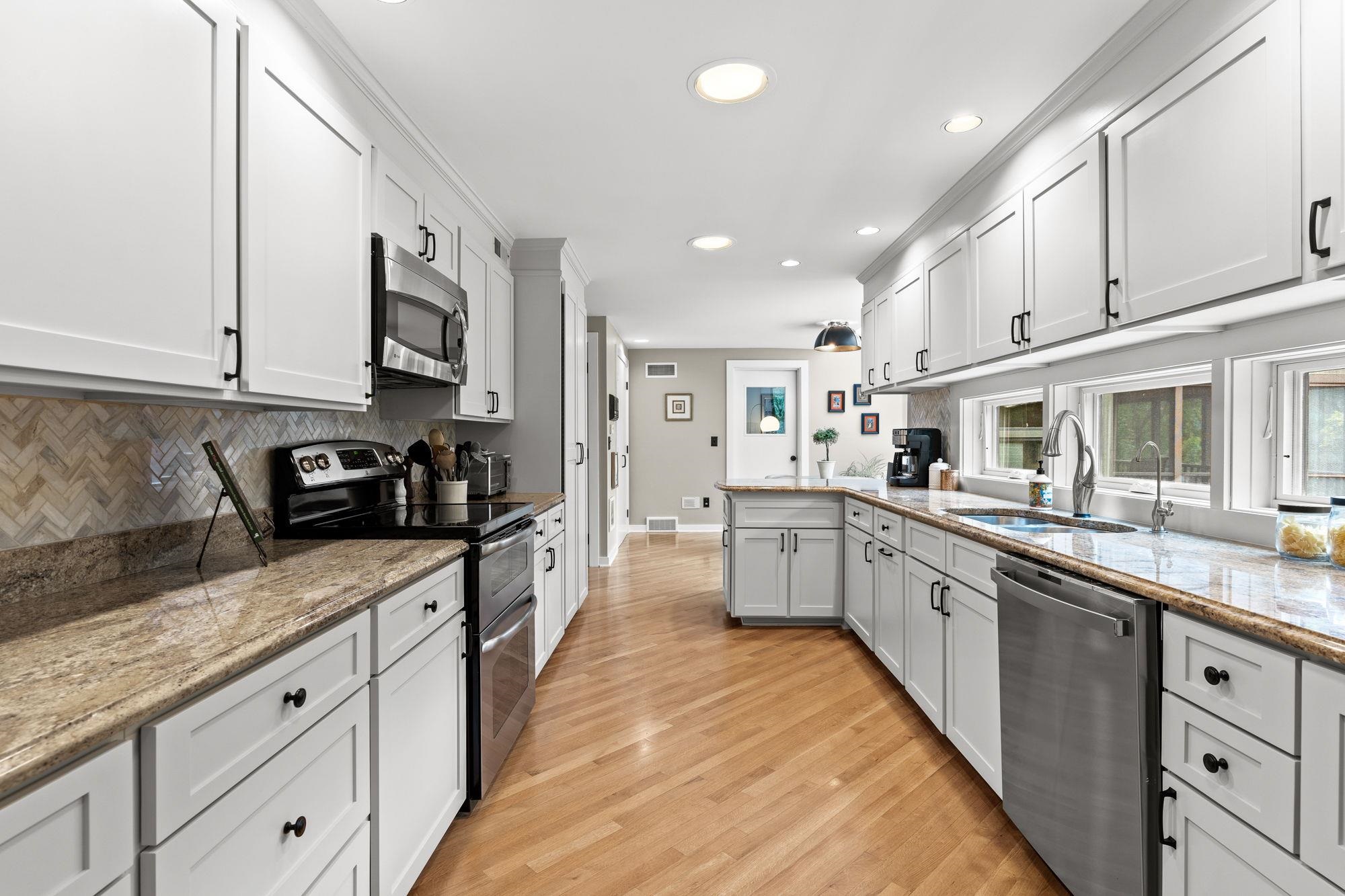 30 Crown Hill Road Atkinson, NH 03811 - Photo 9 of 40 Gallery Image 9