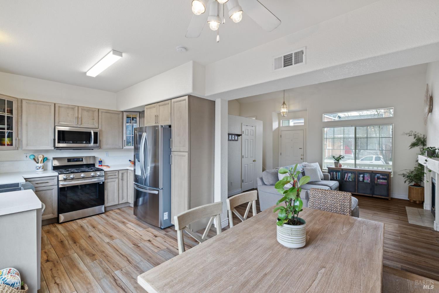 2305 Malachite Way Santa Rosa, CA 95404 - Photo 12 of 44