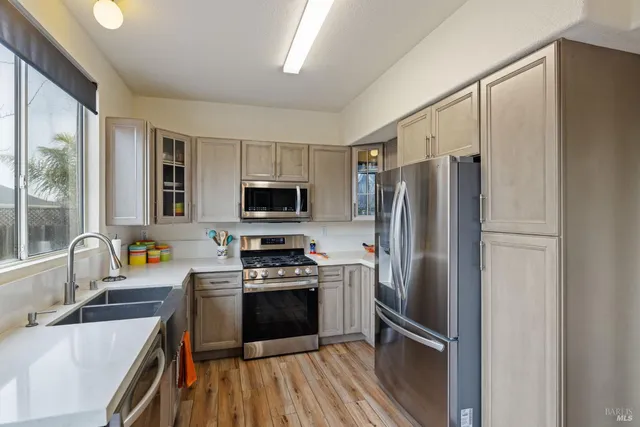 $669,000 | 2305 Malachite Way, Santa Rosa, CA 95404