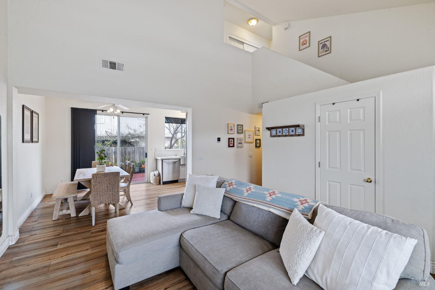 2305 Malachite Way Santa Rosa, CA 95404 - Photo 6 of 44