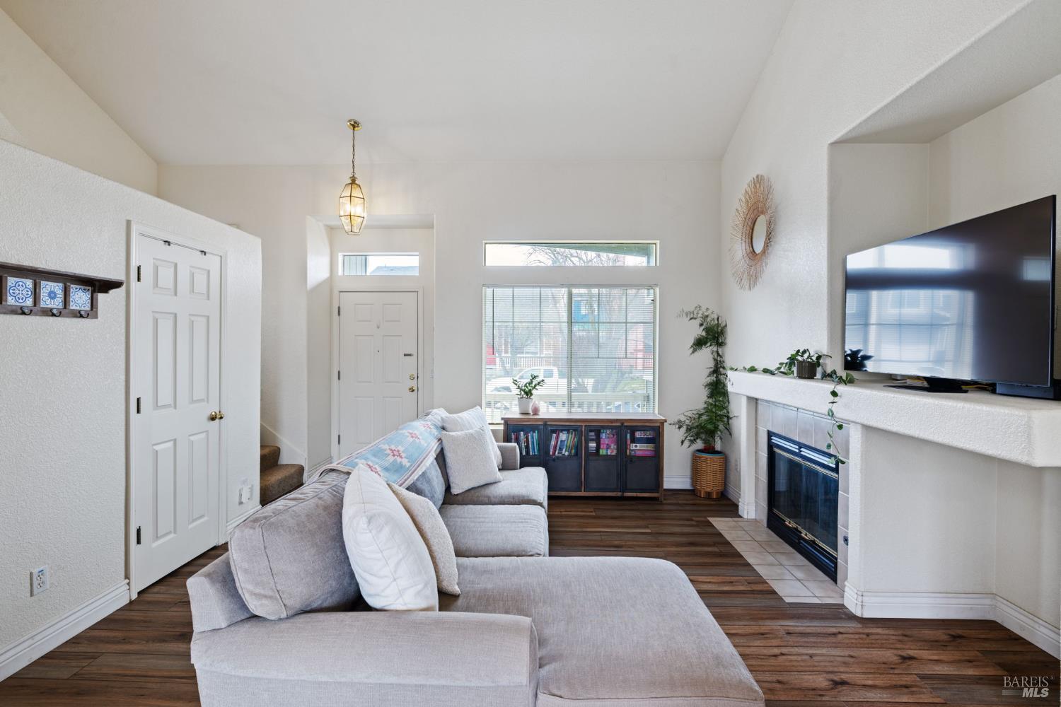 2305 Malachite Way Santa Rosa, CA 95404 - Photo 8 of 44