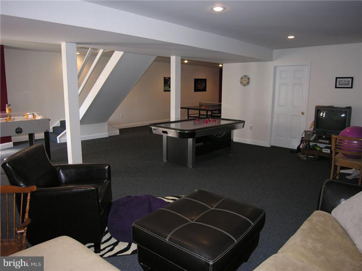 2829 Rickerts Road Perkasie, PA 18944 - Photo 17 of 24 Basement - Finished