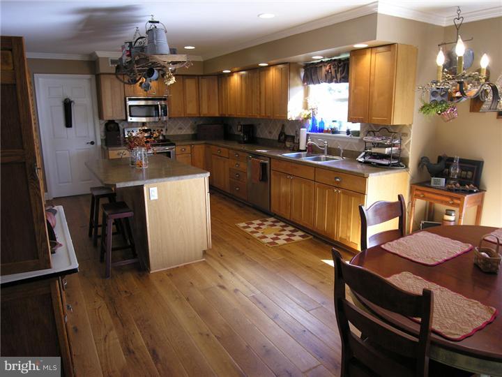 2829 Rickerts Road Perkasie, PA 18944 - Photo 3 of 24 Kitchen