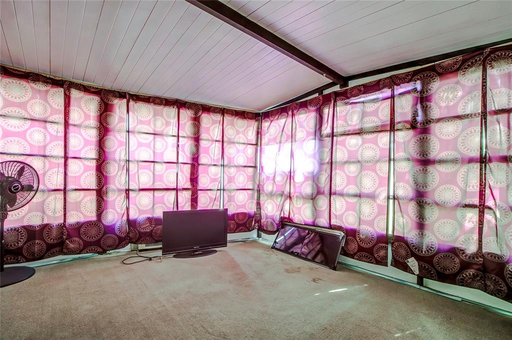 9298 Grizzly Bear Lane Weeki Wachee, FL 34613 - Photo 27 of 33