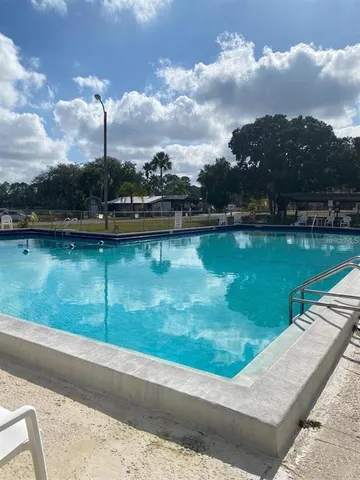 a view of a tennis court