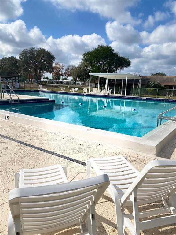 9298 Grizzly Bear Lane Weeki Wachee, FL 34613 - Photo 32 of 33