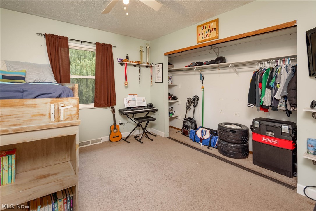 1064 Clark Road Wadsworth, OH 44281 - Photo 14 of 24 Gallery Image 14
