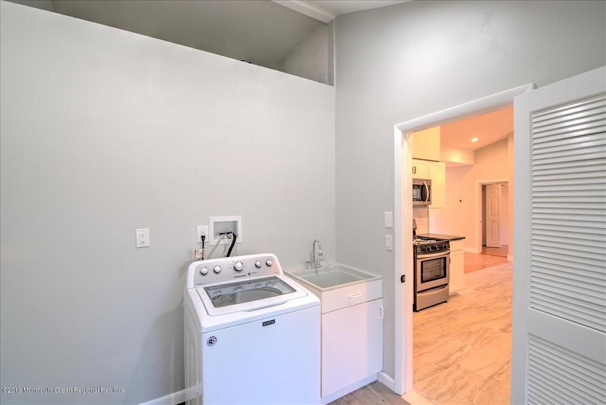 116 Nantucket Road Forked River, NJ 08731 - Photo 21 of 25 21-LAUNDRY_MUD ROOM
