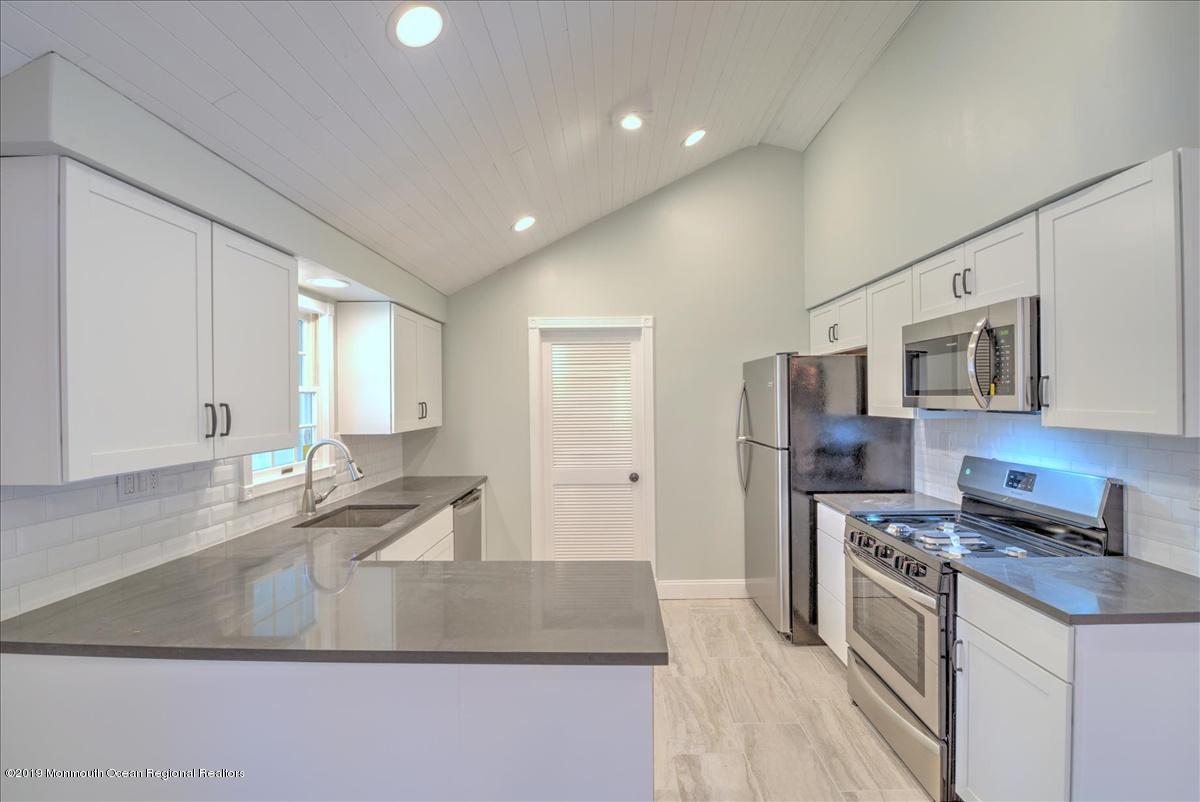 116 Nantucket Road Forked River, NJ 08731 - Photo 3 of 25 10-KITCHEN