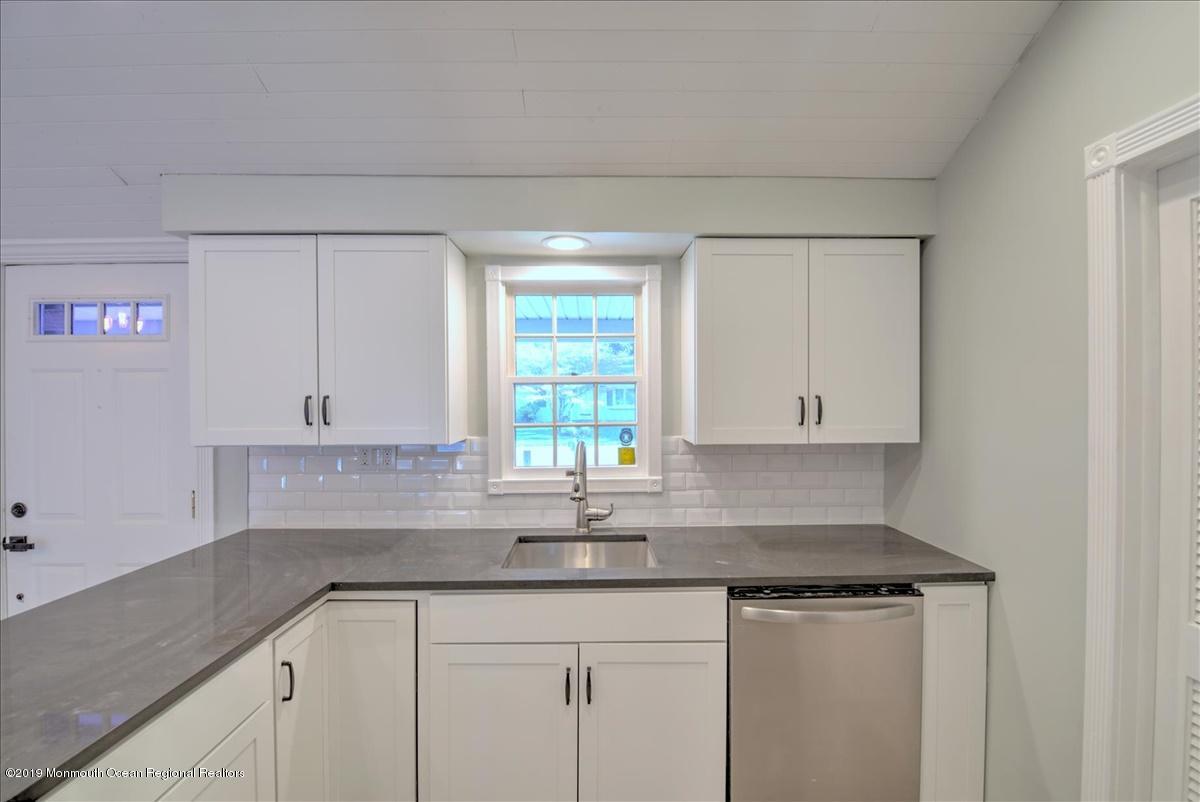 116 Nantucket Road Forked River, NJ 08731 - Photo 5 of 25 12-KITCHEN