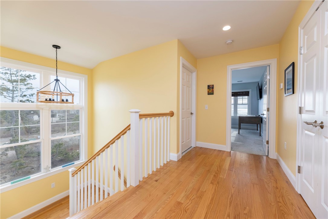 457 Atlantic Avenue Westerly, RI 02891 - Photo 19 of 40