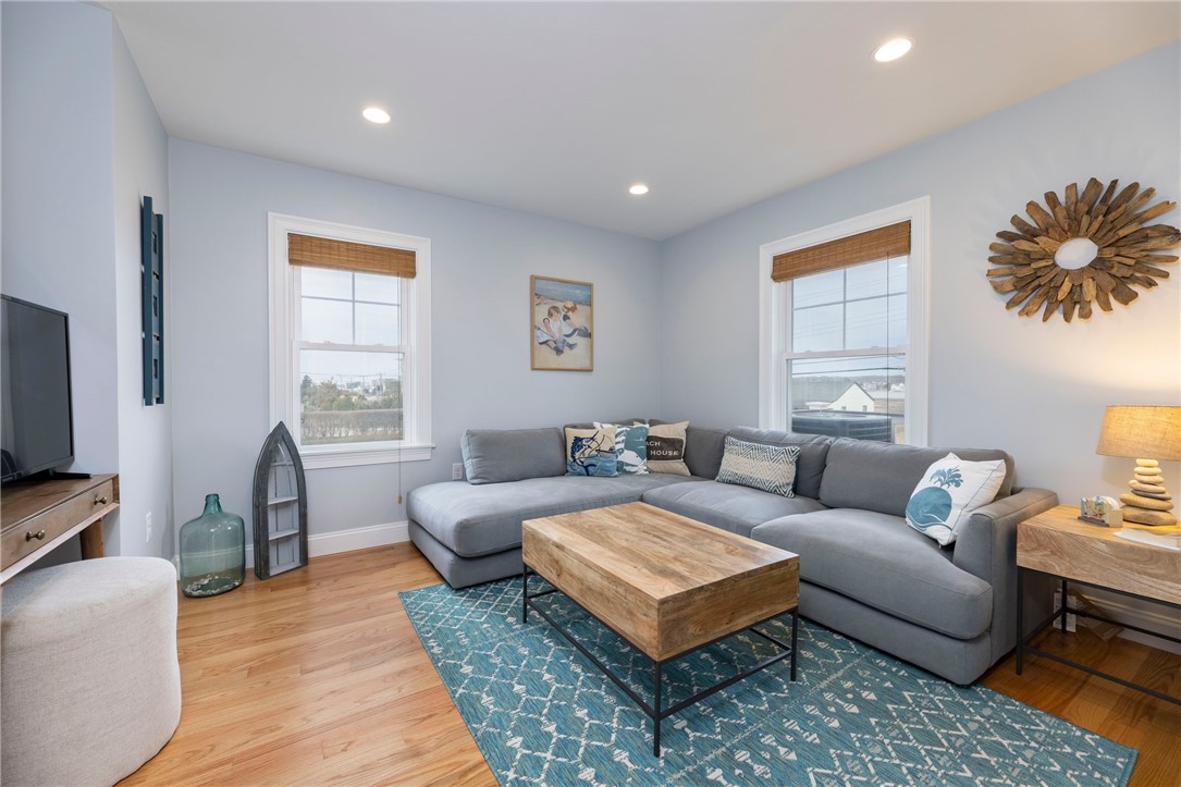 457 Atlantic Avenue Westerly, RI 02891 - Photo 21 of 40